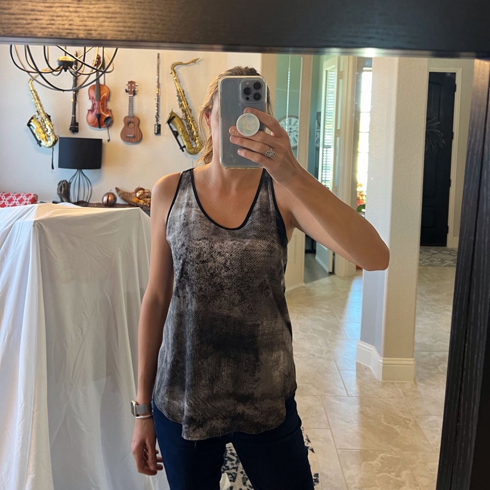FINAL CALL - Mossimo Tank Top - Picture 2 of 8